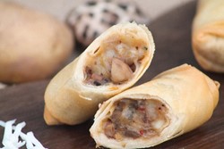 Picture of TRUFFLE & MUSHROOM WITH CHEESE SPRING ROLL (12 PCS)